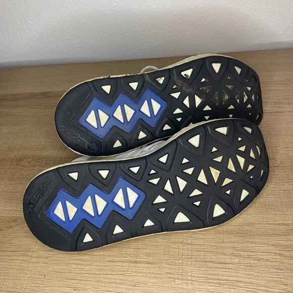 Adidas Arkyn Cloud White Ash Womens Running Shoes Blue Detail Lace Up Mesh - Picture 5 of 7